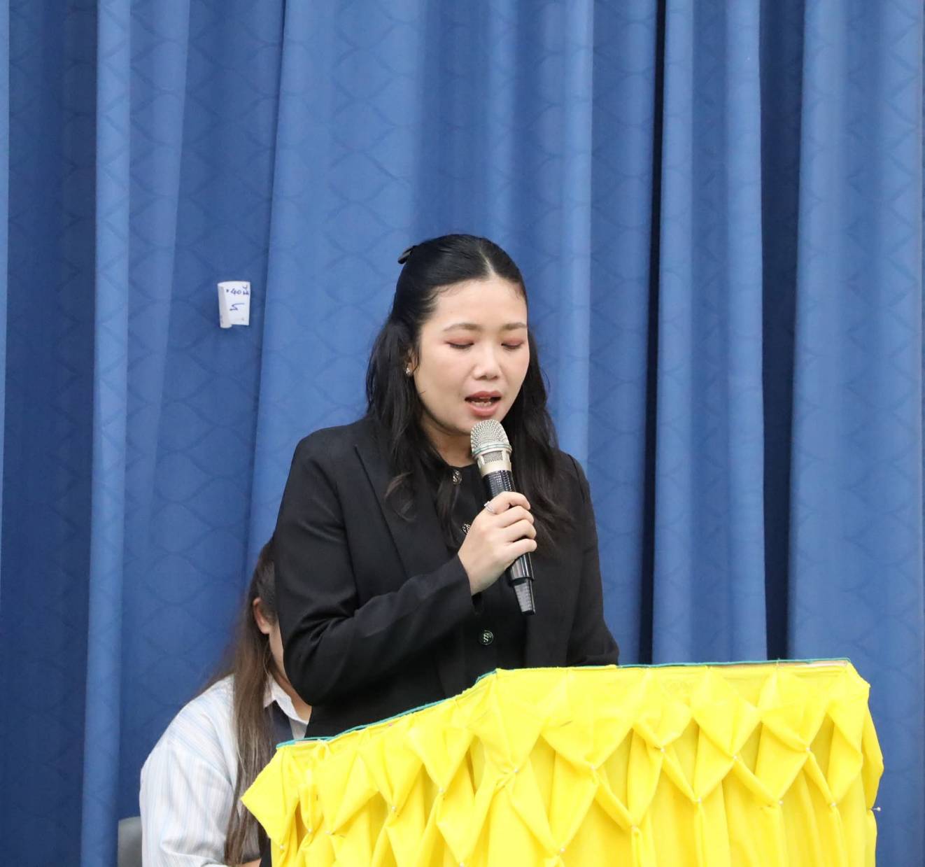 title - ผู้ตรวจราชการกรม สำนักงานการปฏิรูปที่ดินเพื่อเกษตรกรรม เป็นประธานในพิธีปิด โครงการฝึกอบรมหลักสูตรนักบริหารการปฏิรูปที่ดินเพื่อเกษตรกรรม ระดับต้น (นบต.) รุ่นที่ 8 ณ หอประชุมหม่อมราชวงศ์หญิงรสลิน คัคณางค์ ศูนย์ส่งเสริมและพัฒนาอาชีพเสริมนอกภาคการเกษตร